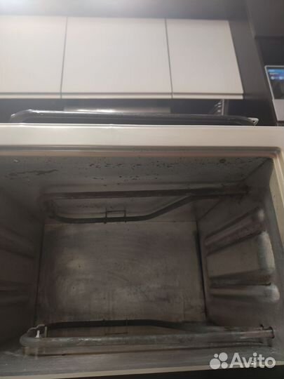 Духовой шкаф Delta, 37 литров