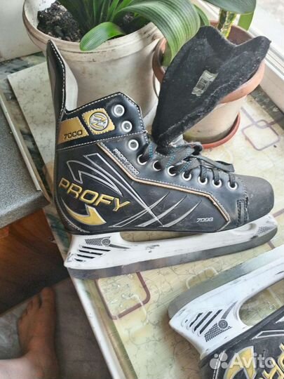 Коньки хоккейные 45размер