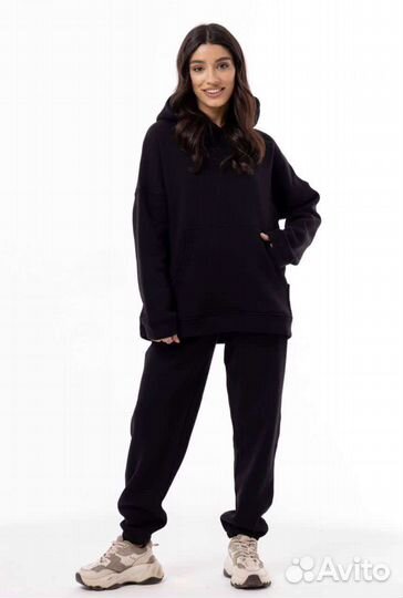 Спортивный костюм женский