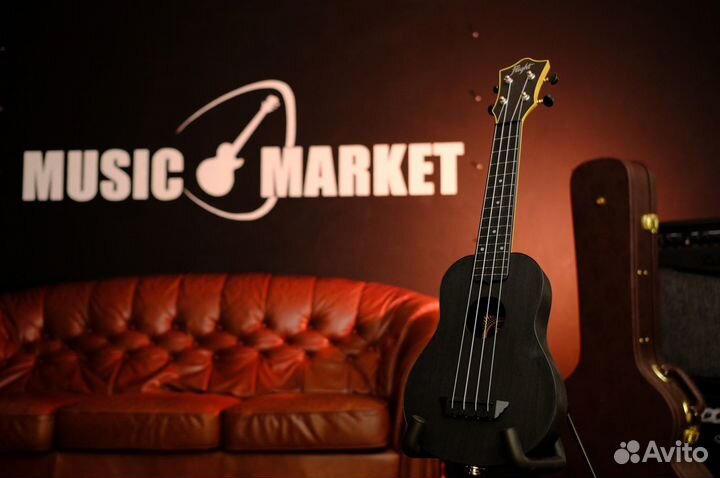 Укулеле с подключением (Комплект)