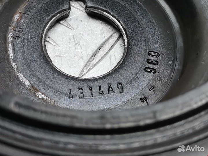 Шкив коленвала для Opel Zafira B 55559328