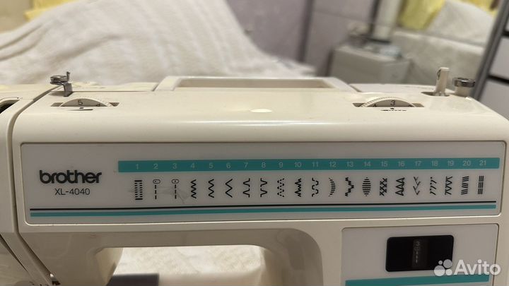 Швейная машина Brother XL-4040