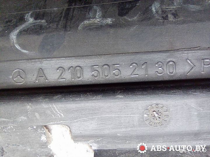 Интеркулер Mercedes-Benz E-Класс W210/S210 1997