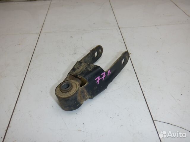 Кронштейн кпп Peugeot 206