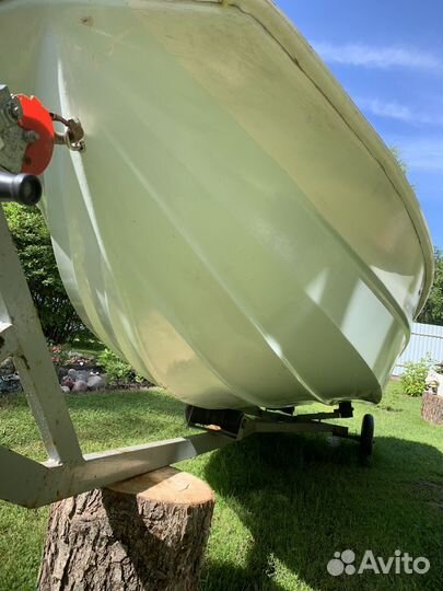 Катер спортивный