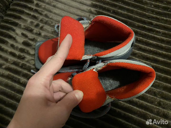 Лыжные ботинки р.31