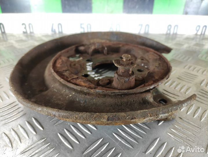 Щит опорный Toyota Camry v10