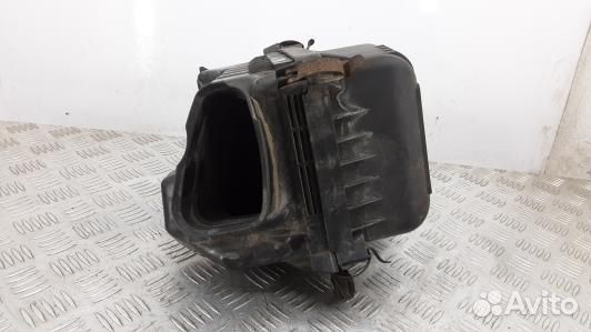 Корпус воздушного фильтра KIA sportage 2 (BBN17NQ0