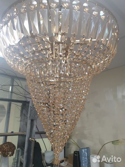 Люстра хрустальная