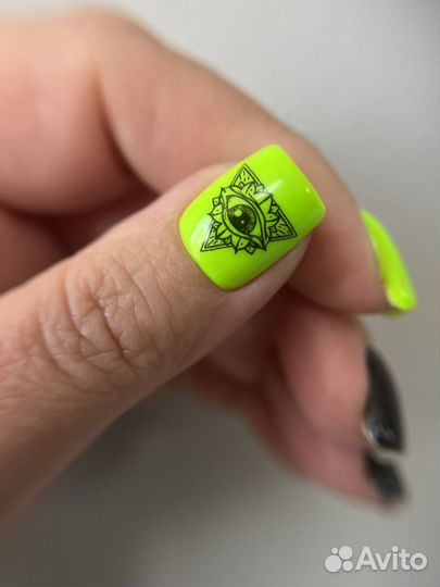 Маникюр, наращивание ногтей