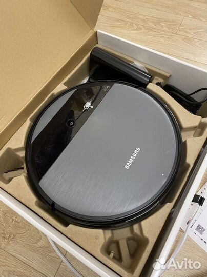 Робот пылесос samsung