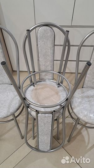 Стулья кухонные (новые)