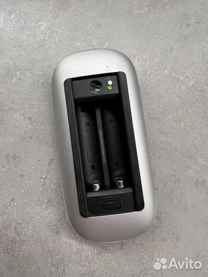 Мышь Apple Magic Mouse 1