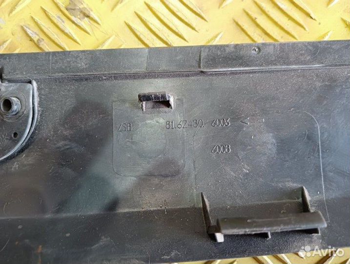 Накладка стойки лобового стекла Man Tgs Tgx