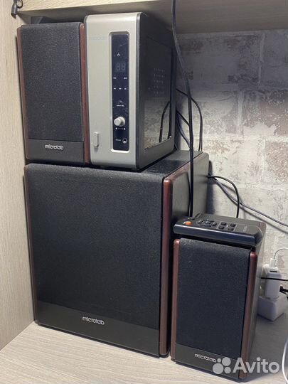 Акустическая система Microlab 2.1