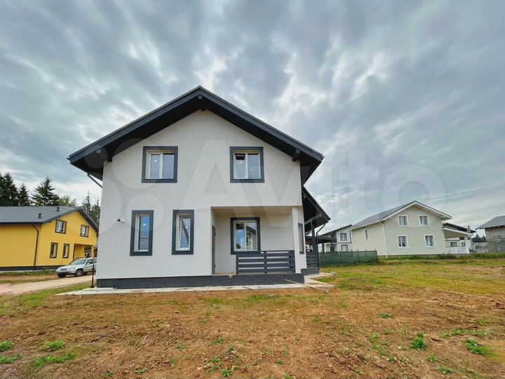 Коттедж 130 м² на участке 8 сот.