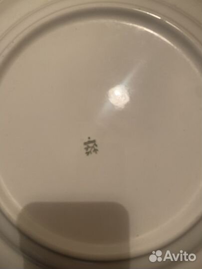 Большое фаянсовое круглое блюдо 35-35 зик