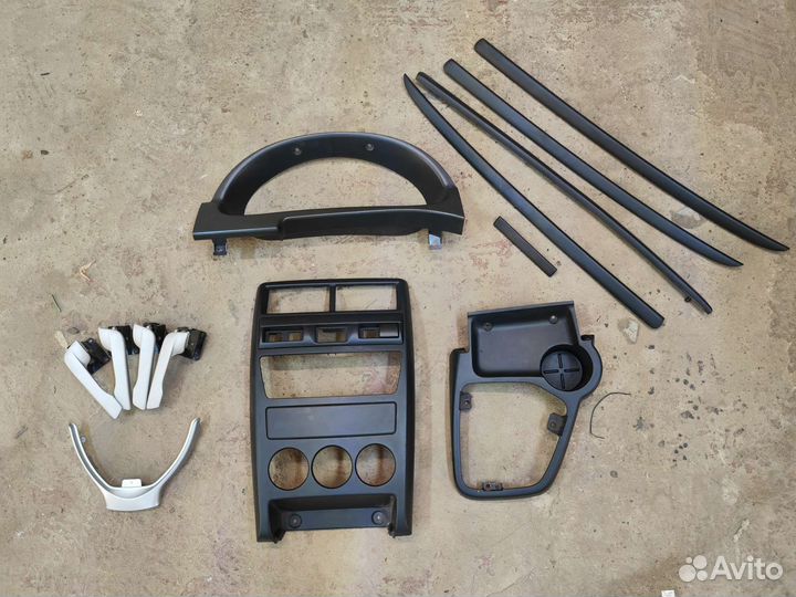 Пластик салона LADA Priora