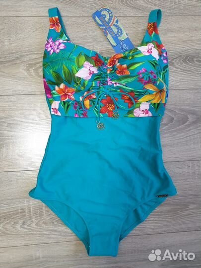 Купальник женский слитный