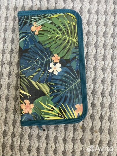 Пенал школьный