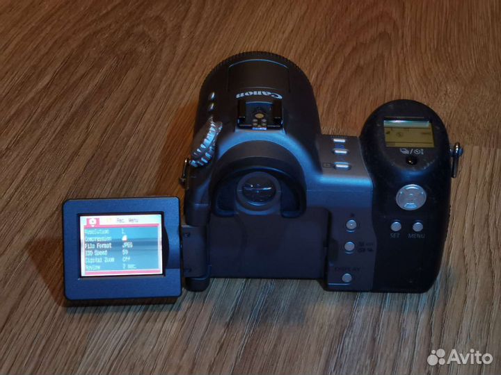 Canon Powershot Pro 90IS фотоаппарат