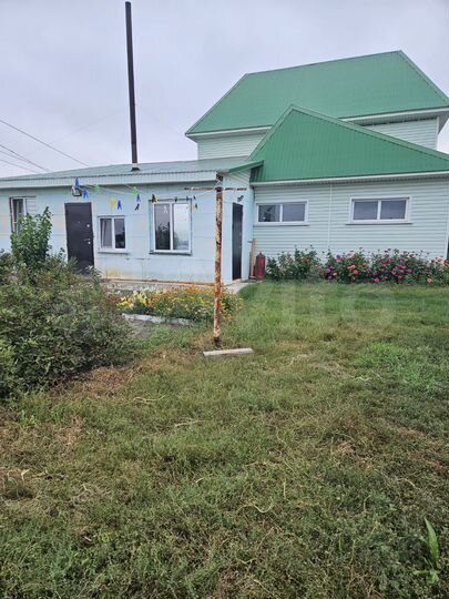 Дом 179,6 м² на участке 16 сот.