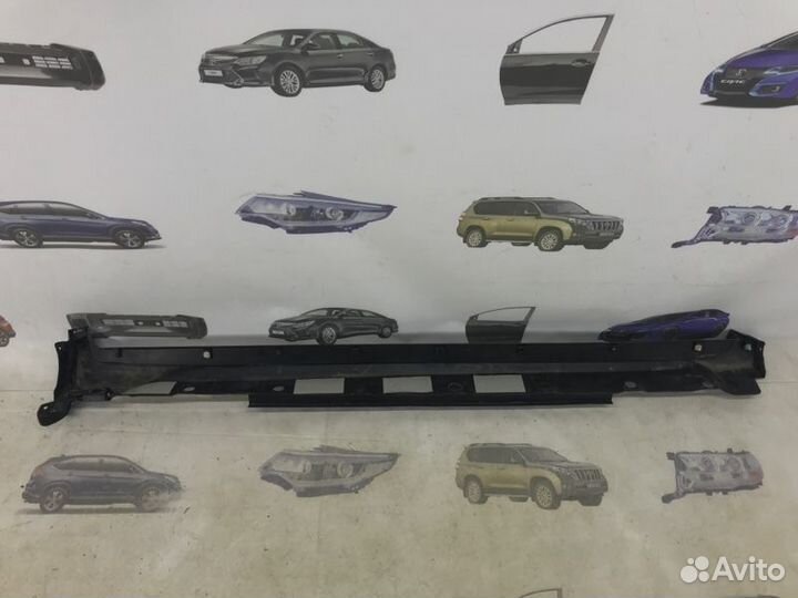 Накладка порога левая Toyota C-Hr