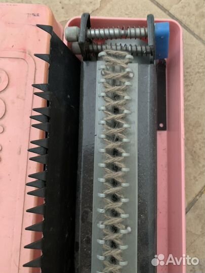 Машинка для ручного вязания