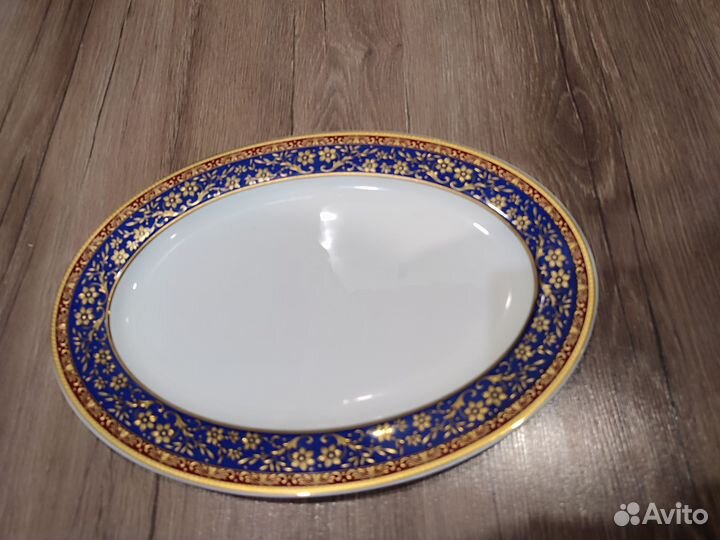 Блюдо овальное фарфор 