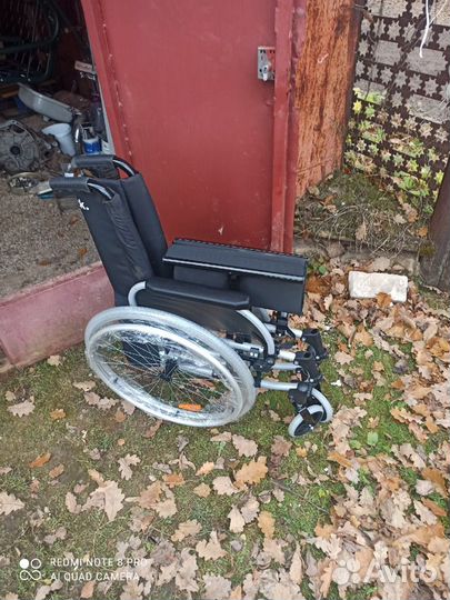 Кресло-коляска для инвалидов 
