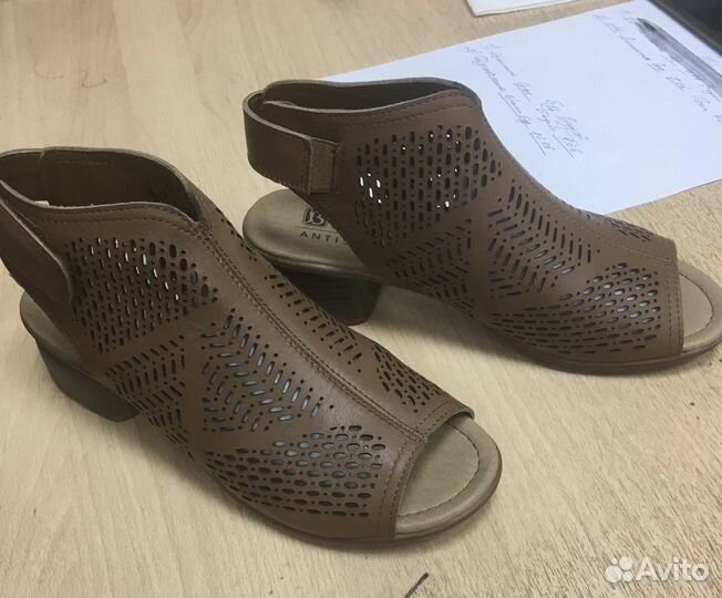 Босоножки женские 39 размер