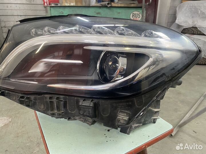 Фара левая Mercedes GLA class Х156