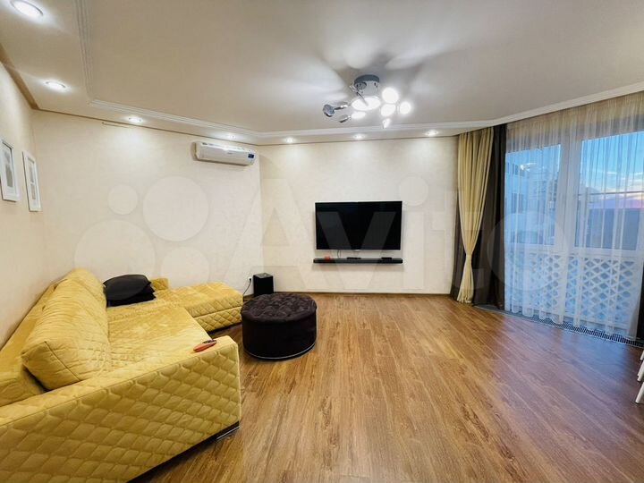 3-к. квартира, 100 м², 14/16 эт.