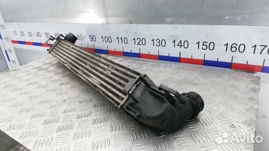 Радиатор интеркуллера renault scenic 3 (YUK22KC01)