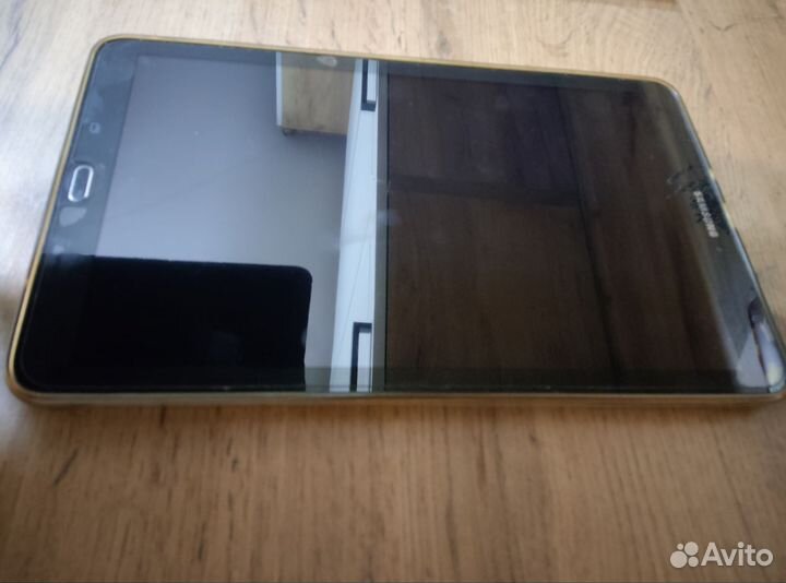 Планшет samsung Galaxy Tab E