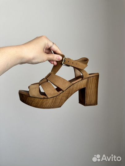 Босоножки женские натуральная замша