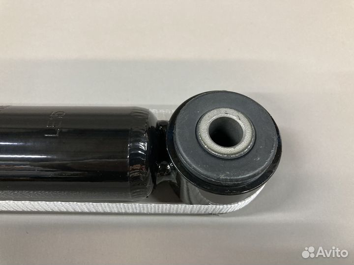 Амортизатор задний nissan cube Z10