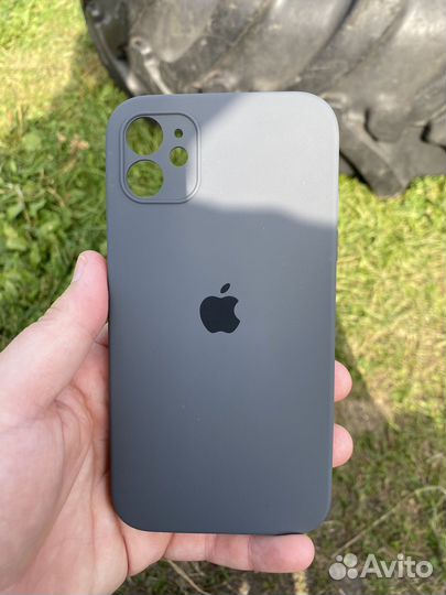 Чехол на iPhone 11