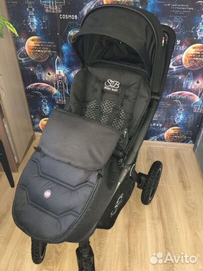 Прогулочная коляска с надувными колесами