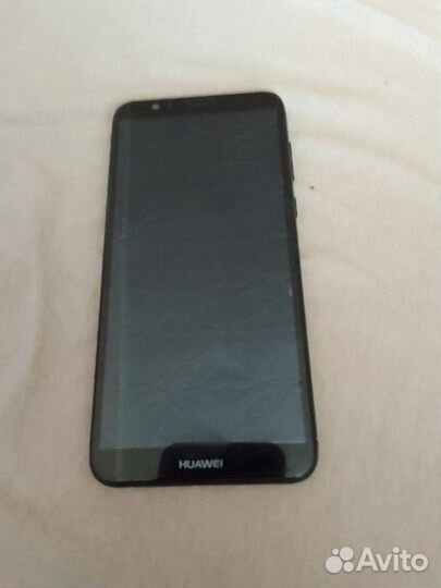 Телефон Huawei psmart