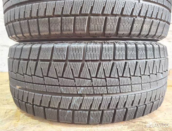 Bridgestone Blizzak Revo GZ 225/50 R17 97V