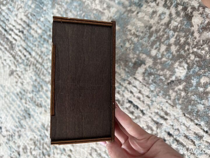 Коробочка подарочная деревянная