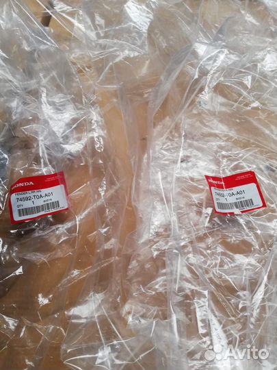 Подкрылок Honda CRV 74592-T0A-A01 74552-T0A-A01