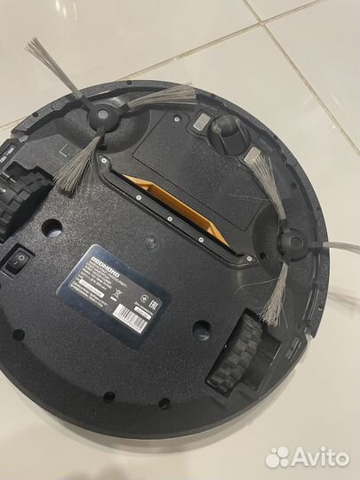 Робот полесос redmond r450