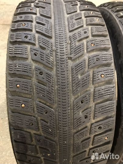 Kumho I'Zen KW22 235/45 R17