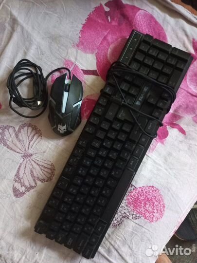 Беспроводная клавиатура и мышь Dexp