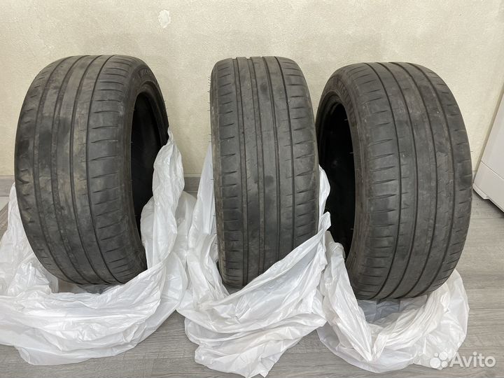 Michelin Pilot Sport 4 225/45 R17 94Y