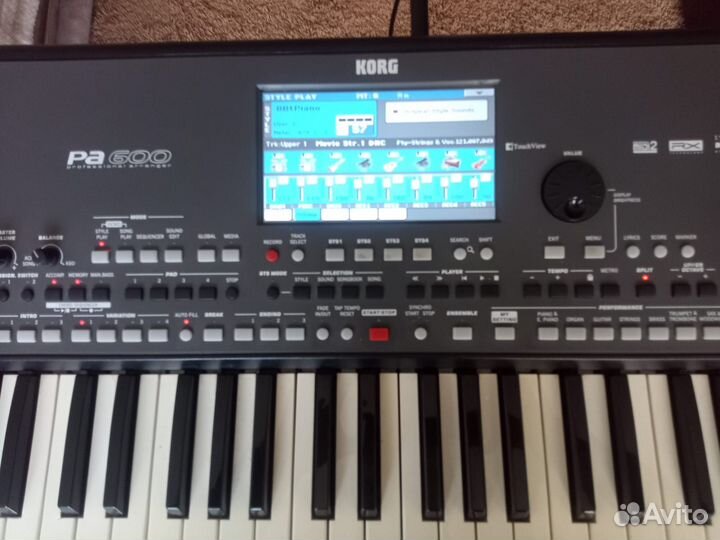 Синтезатор Korg pa 600