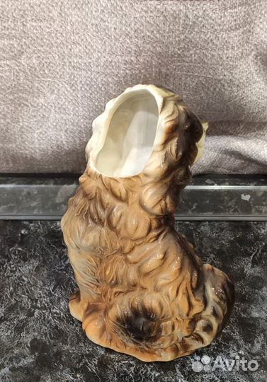 Фарфоровая статуэтка-подставка Собака