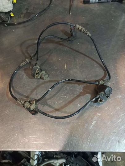 Датчик ABS передний Mercedes W168